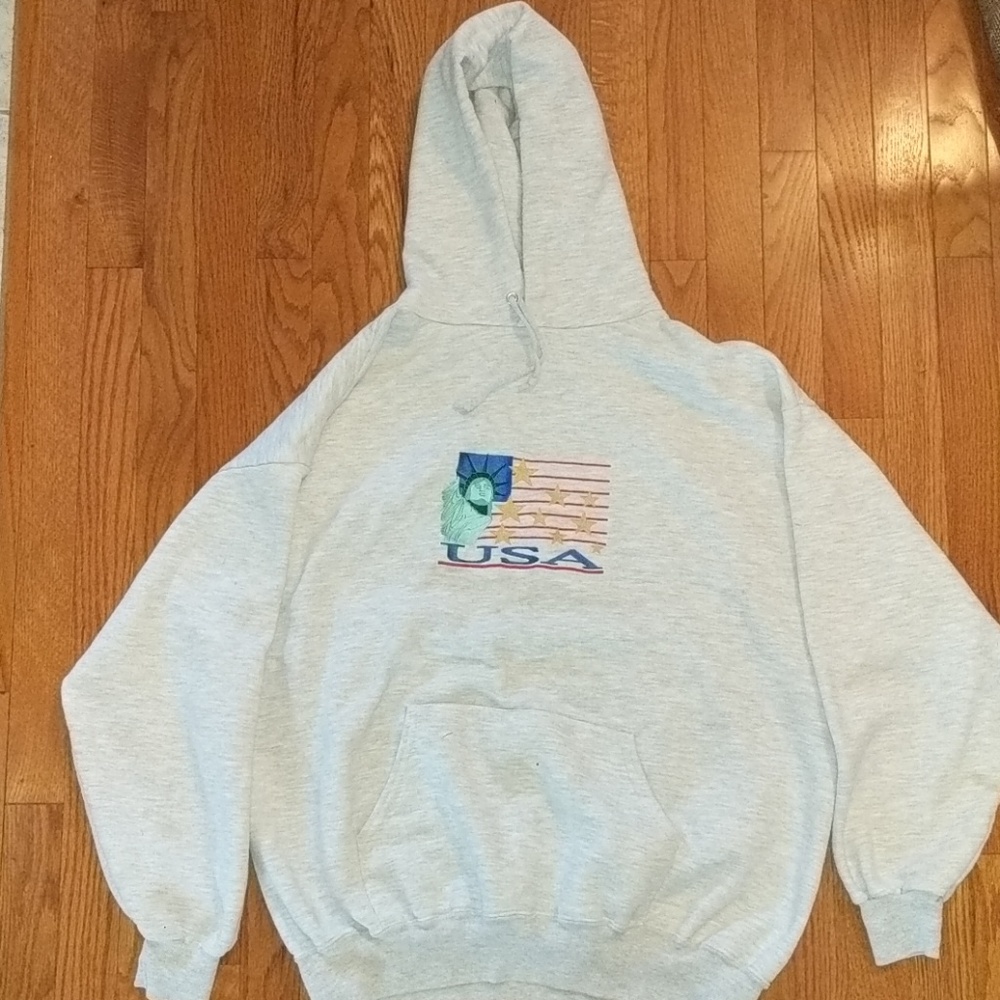 Vintage embroidered USA hoodie